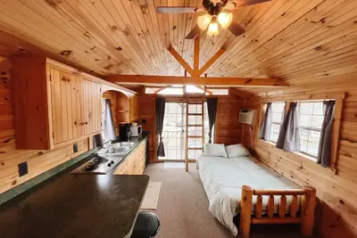Image de Deluxe Cabin6 Within Campground