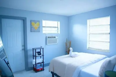 Image de There is some places like Home