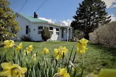 Image de Hill House is a Seaside Cottage, 25 min From Downtown Halifax