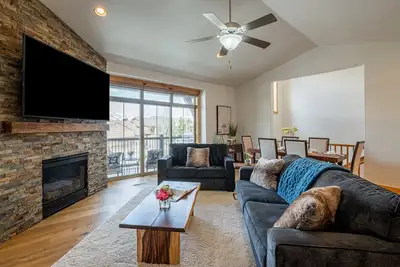 Image de Near the Jordanelle and 7 Minutes to Historic Park City!