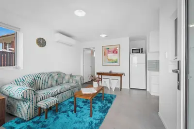 Image de Cosy Cottesloe - One Bedroom - Free Parking - Lindisfarne