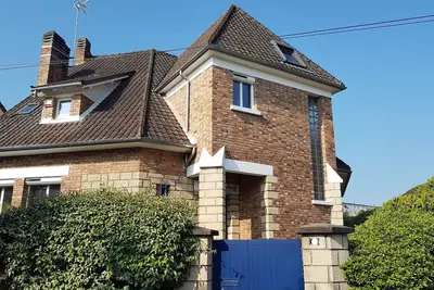 Image de Grande maison familiale avec jardin très proche de Paris