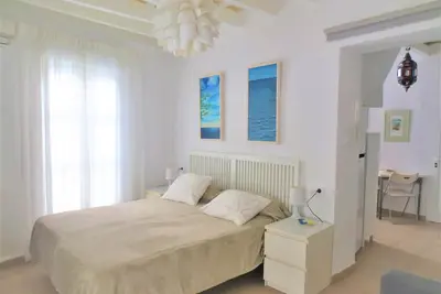 Image de Apartamento Amarillo con Vistas al mar