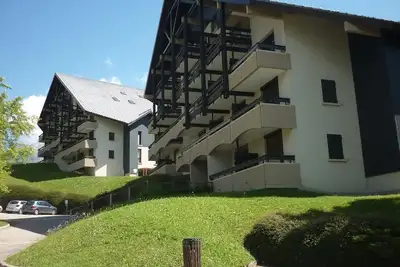 Image de 3ème étage, balcon, parking, télévision, casier à ski, 26m², Villard de Lans