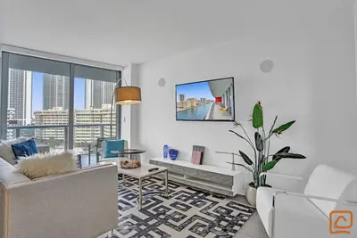 Image de Waterfront Condo w/Pool, Shuttle and Amazing Views
