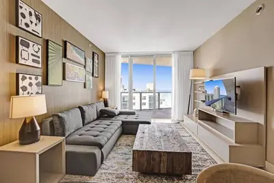 Image de Chic 2bdr/2ba Water Front in Hyde Beach