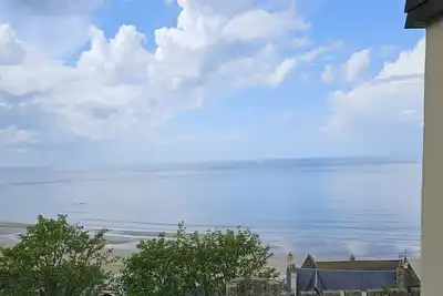 Image de Appartement lumineux avec vue sur la mer