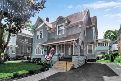 Image de River Views @ Ashwood, Walk To Falls, Usa-2500sf