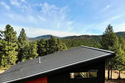 Image de Pinebox at Evergreen Modern 20Acres -Serene-Creek!