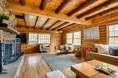 Image de Pine Mountain Club Cabin w/ Community Pool!
