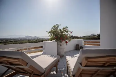 Image de Beautiful Naxos Villa | Villa Erato | 2 Bedrooms | Private Terrace & Outdoor Jacuzzi | Agkidia