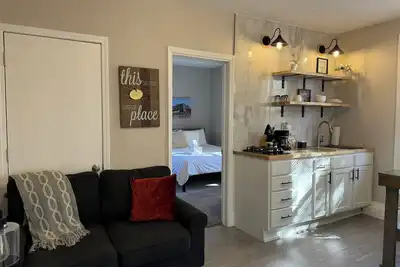 Image de Skylar Comfy 1-bedroom Apartment in Valparaiso University Short Term Stay