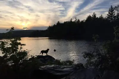 Image de Remote off-grid cabin on pond 4wd/Awd required