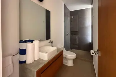 Intimate apartment • Sak 202