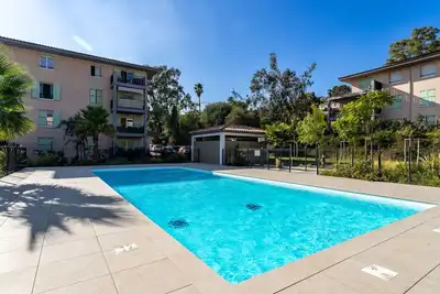 Image de Agréable appartement pour 4 personnes avec climatisation, piscine, Wifi, Tv, terrasse et parking