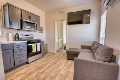 Image de Tiny Home Sleeps 4 at Luxury Rv Resort