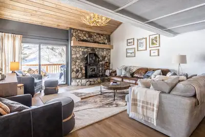Image de Snowcreek #278 Ii 2 plus loft 2 bathroom end unit condo sleeping 8 people with amazing views
