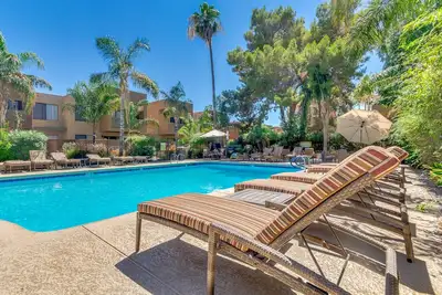Image de Dog Friendly - 2 Patios Heated Pool, Spa & Fitness