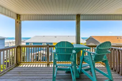 Image de 2nd-row duplex with ocean views, decks, & W/D - walk to beach/pier