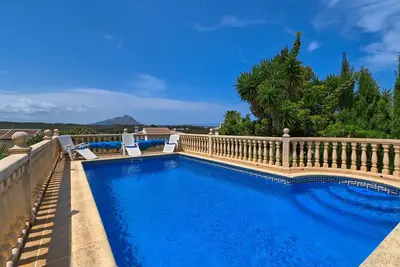 Image de Grande villa confortable avec piscine privée à Javea, Costa Blanca, Espagne pour 8 personnes
