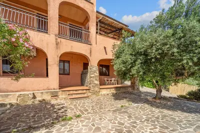 Image de Maison de vacances 'La Casa Rosa' avec terrasse privée, jardin privé et climatisation