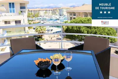 Image de Port-Fréjus, Le Consul, appartement 2 pièces climatisé, terrasse & parking