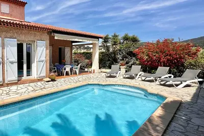 Image de Villa La Pialla • Piscine • Plages et Port à pied