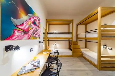 Image de Naples Street Art Rooms - Wall - Rs