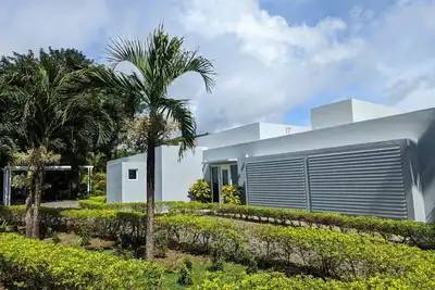 Image de Villa Del Cielo-Vues de L'ocean\/Jungle\/Jardin. Minutes a pied de la ville\/plage.