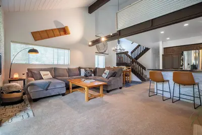 Image de Upscale Snowcreek Mountain View Chalet 2br+Loft 3ba