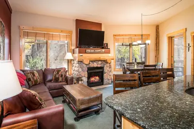 Image de 2br/2ba Tucker Mountain Lodge #111 - 100' to the Lifts!