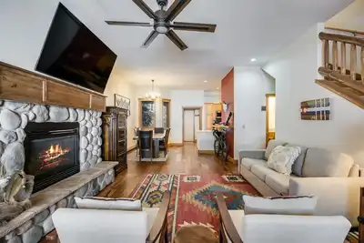 Image de Ac in Bedrooms| Community Hot Tub| 1200 sq feet