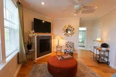 Image de New Construction, near Neu\/Bmc, Elevator, 2b, 2ba