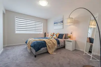 Image de Brand New 3 Bdrm house near Airport Sleeps 6