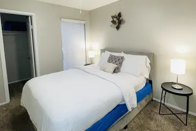 Image de Vive’s Holy Retreat 2br with Pool near Lake&Parks 5miles from Datx