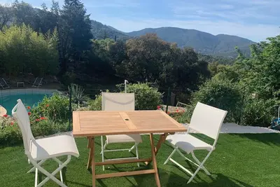 Image de Appart dans villa situé à 5 km des plages de la baie de St Tropez avec sauna