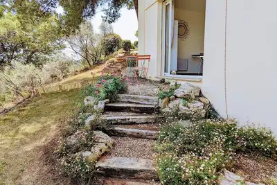 Image de Charmant appartement avec vue panoramique sur le pic saint loup