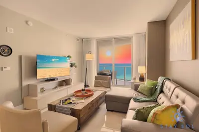 Image de Rooftop Pool Oceanview Balcony & Beachfront Resort