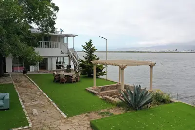 Image de Event, Party, Family Gathering House