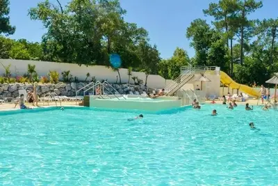 Capbreton, Mobil-Home dans Camping 4* à 5 Min de la Plage