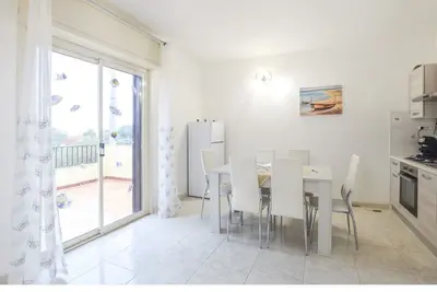 Image de 2 Bedroom Private vacation home in Punta Braccetto