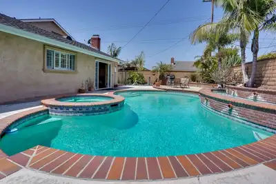 Image de Huntington Beach Vacation Rental w/ Private Pool!