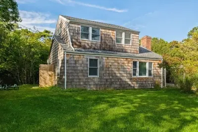 Image de 4 bdrm House in Amagansett Dunes 1 block from private beach entrance