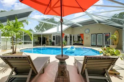 Image de Milly2 · Elegant 4br Pool Sanctuary · Ideal for Work/Play!
