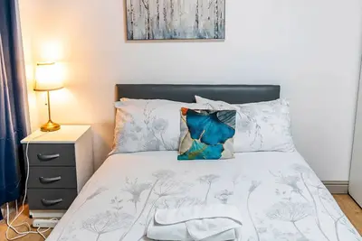 Image de Double Bed Room in Flat in City Centre