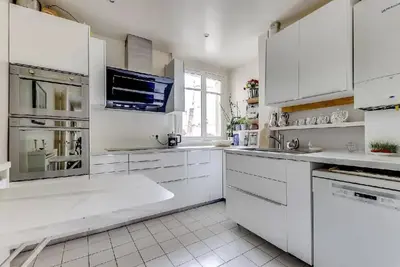 Image de 150m2 luxury 2bedroom with balcony overlooking Luxembourg Gardens