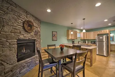 Image de 81a Cozy Cabin in Ruidoso Midtown!