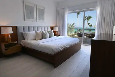 Image de Luxurious Chic Penthouse Navio Beach