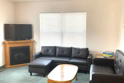 Image de Black Hills Haven | Cedar Glen – Unit 3 · A Vensérra Retreat near Mount Rushmore