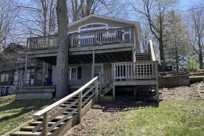 Image de Hamlin Lake- waterfront Cottage